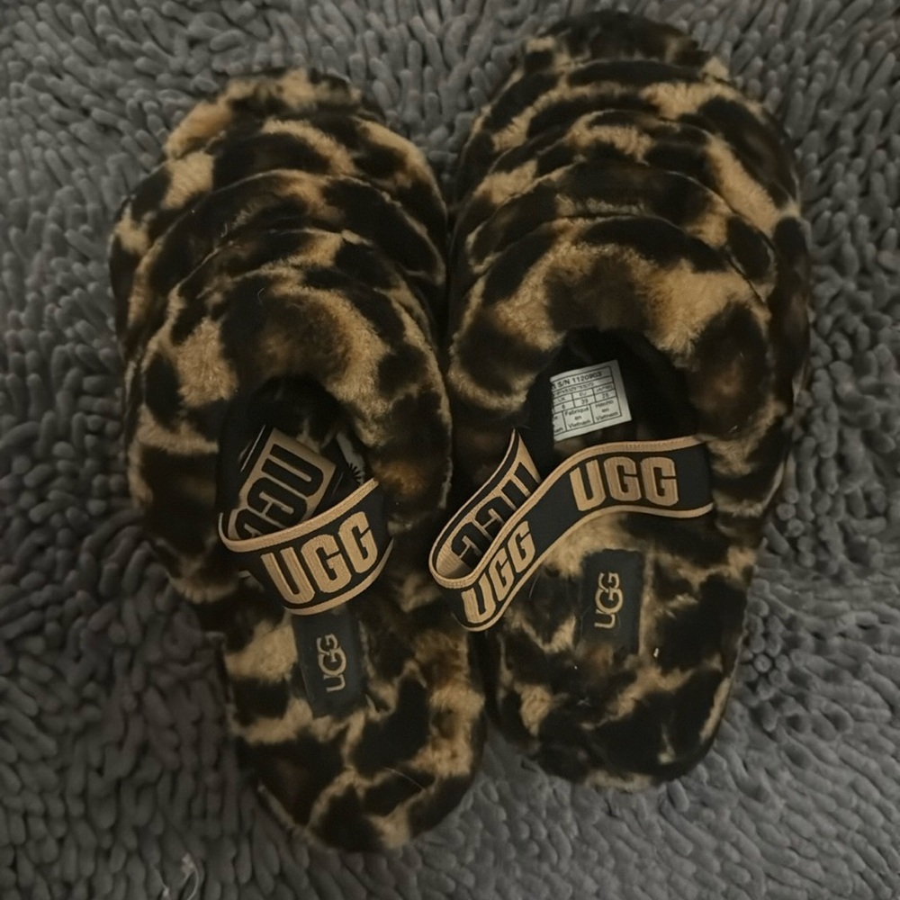 UGG fluff yeah slides leopard